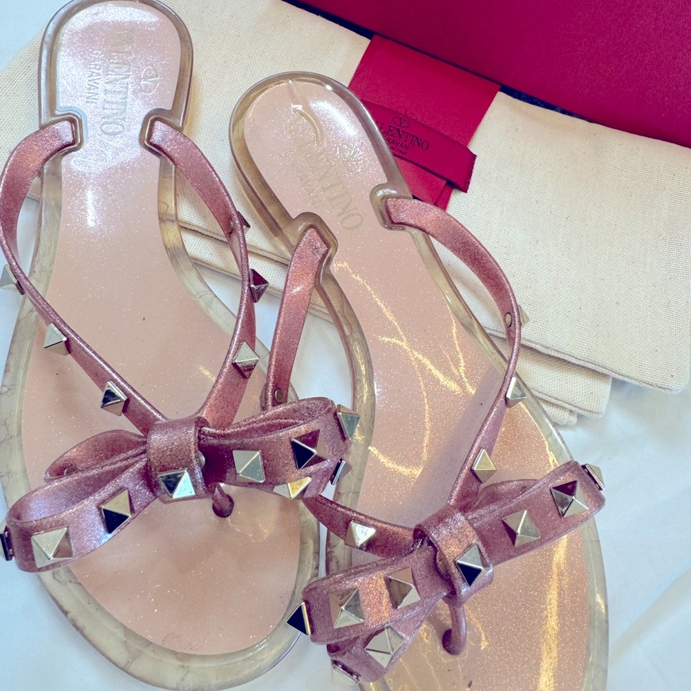 Valentino Garavani Rockstud Bow Sandal Glittery Jelly Rubber Flip Flop Pink 37